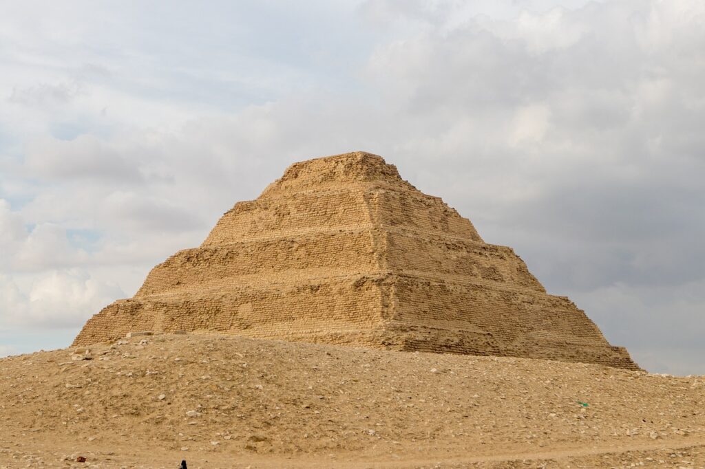 Saqqarah (pyramide à degrés)