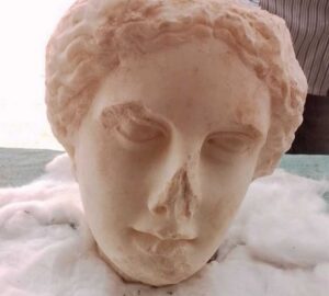 tête Aphrodite marbre Égypte 2026